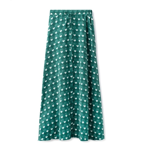 No Name Brand Girls Skirt Green White Heart Printed Size 14 St. Patricks - Picture 1 of 5
